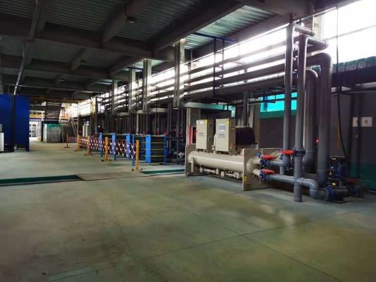 お買い得 電気隔熱と冷却剤耐性を持つEV電池用トレイのための6000T/年容量マイクロアーク酸化ライン オンライン