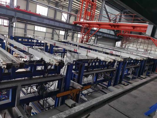 220V 50HZは12500mmの最高のプロフィールの長さの陽極酸化ラインを自動化した