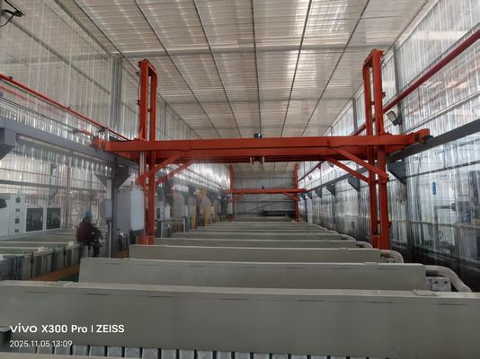 良い値段 6063 アルミ合金による高級ドアと窓プロファイルのための 500T/M オーダーメイドアノジス生産ライン オンライン