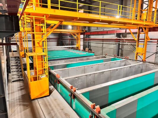 お買い得 6063 6061 7075 太陽光用アルミフレーム表面処理のためのアルミ合金アノジス生産ライン オンライン